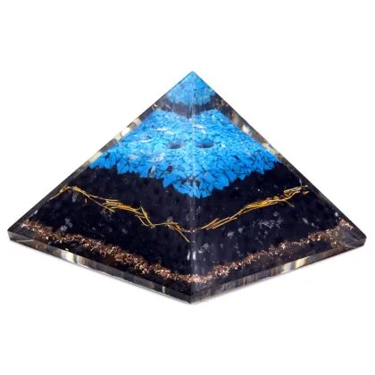 Orgonit-Pyramide – Türkis und Schwarzer Turmalin – 7 cm