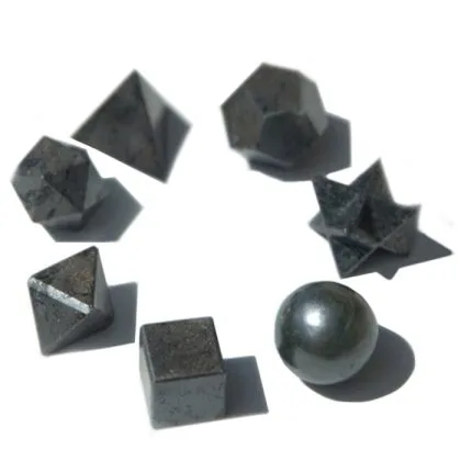 Platonische Körper Set – 7 schwarzen Achat-Steinen