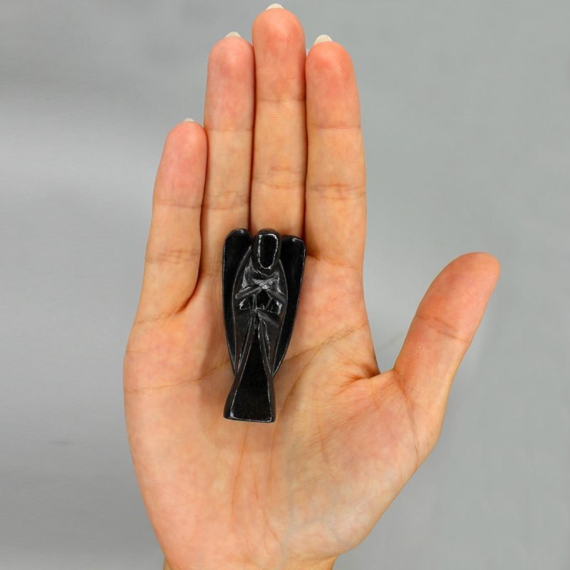 Handgeschnitzter Edelstein-Engel – Schwarzer Achat - Image 3