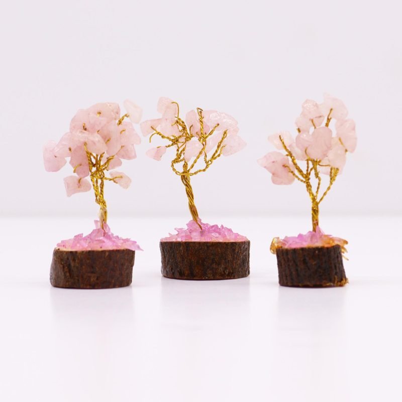 Mini-Edelsteinbaum auf Holz-Basis – Rosenquarz (15 Steine) - Image 2