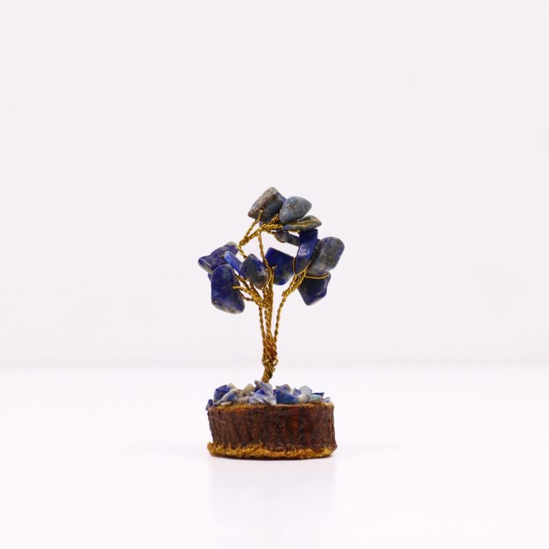 Mini-Edelsteinbaum auf Holz-Basis – Sodalit (15 Steine)