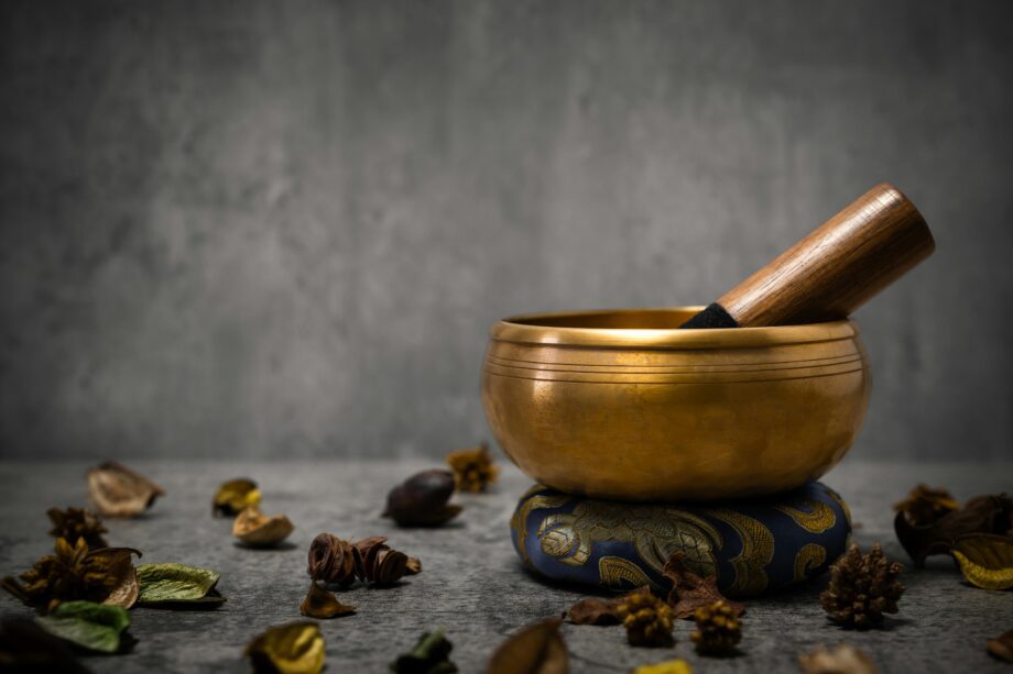 Klangschalen: Wirkung, Anwendung und Bedeutung der tibetischen Schalen